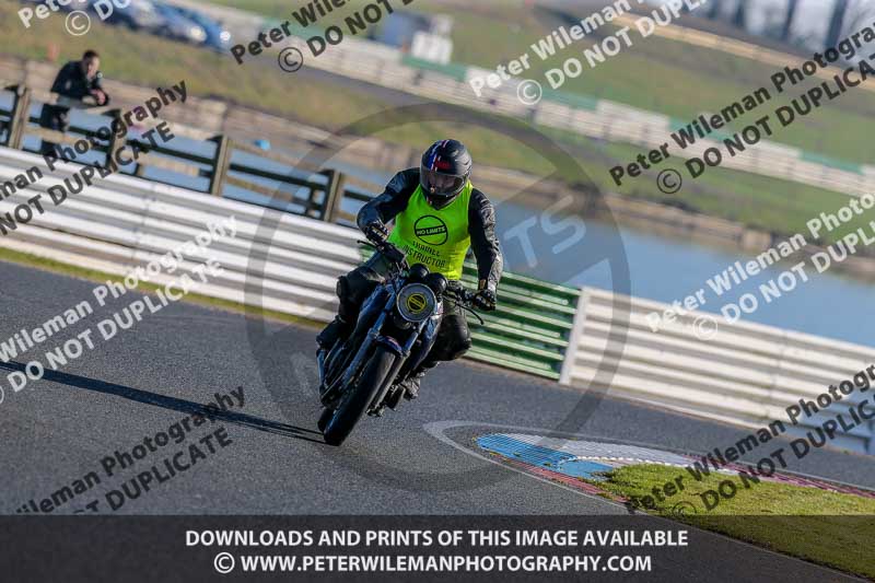 PJM Wedding Photography;enduro digital images;event digital images;eventdigitalimages;mallory park;mallory park photographs;mallory park trackday;mallory park trackday photographs;no limits trackdays;peter wileman photography;racing digital images;trackday digital images;trackday photos
